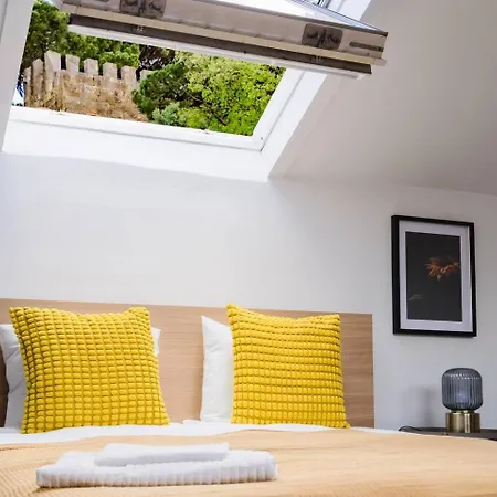 아파트 Group-Friendly 4Br Duplex Castle View In Lisbon