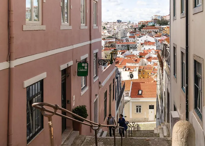 Group-friendly 4br Duplex Castle View Апартаменти *