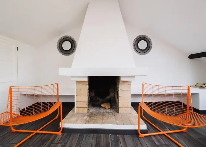 Group-friendly 4br Duplex Castle View アパート