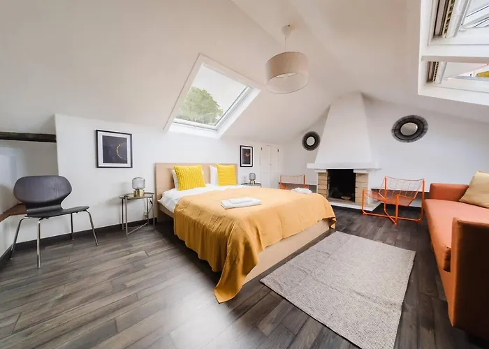 Group-friendly 4br Duplex Castle View * リスボン