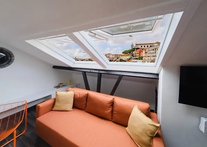 Group-friendly 4br Duplex Castle View Апартаменти *