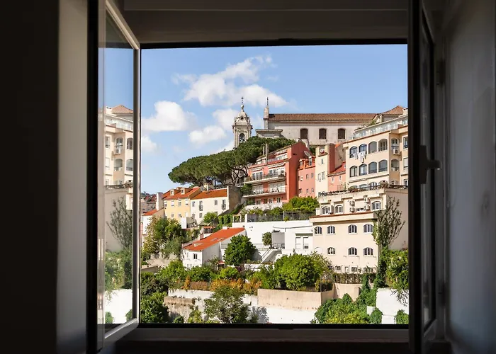 Group-friendly 4br Duplex Castle View شقة *