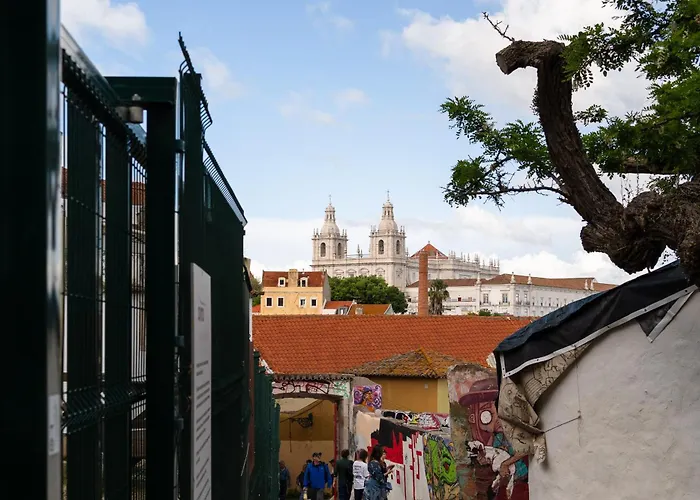 شقة Group-friendly 4br Duplex Castle View *