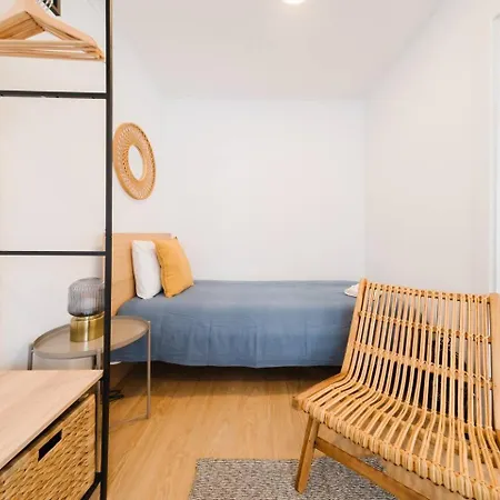 Group-friendly 4br Duplex Castle View * Lizbona