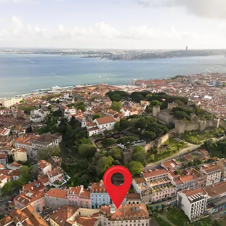 Group-friendly 4br Duplex Castle View Lizbona